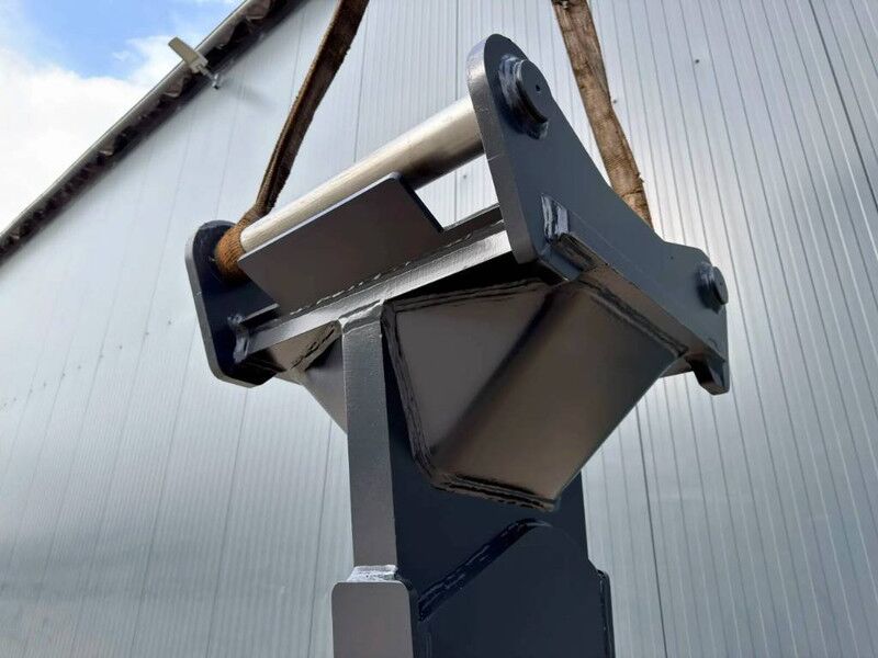 OilQuick OQ70/55 Ripper - Attachment for Construction machinery: picture 5 OilQuick OQ70/55 Ripper - Attachment for Construction machinery: picture 5