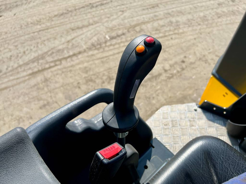 New Roller Bomag BW100 AD-5 - NEW: picture 12