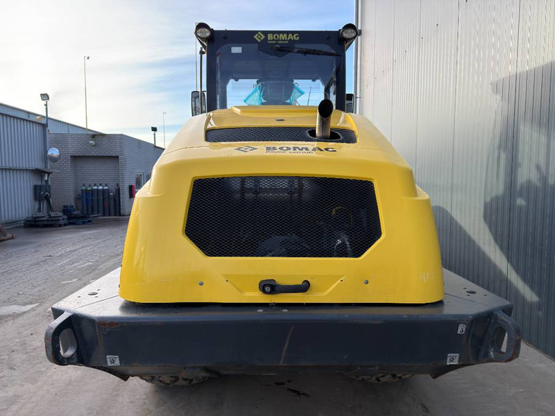 Bomag BW213D-5 - Roller: picture 4 Bomag BW213D-5 - Roller: picture 4