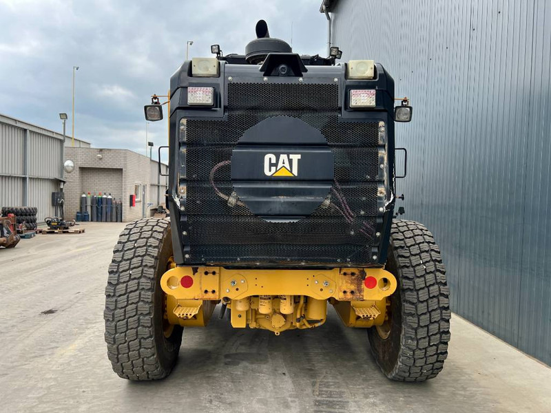 Cat 140M2 AWD - Grader: picture 3 Cat 140M2 AWD - Grader: picture 3