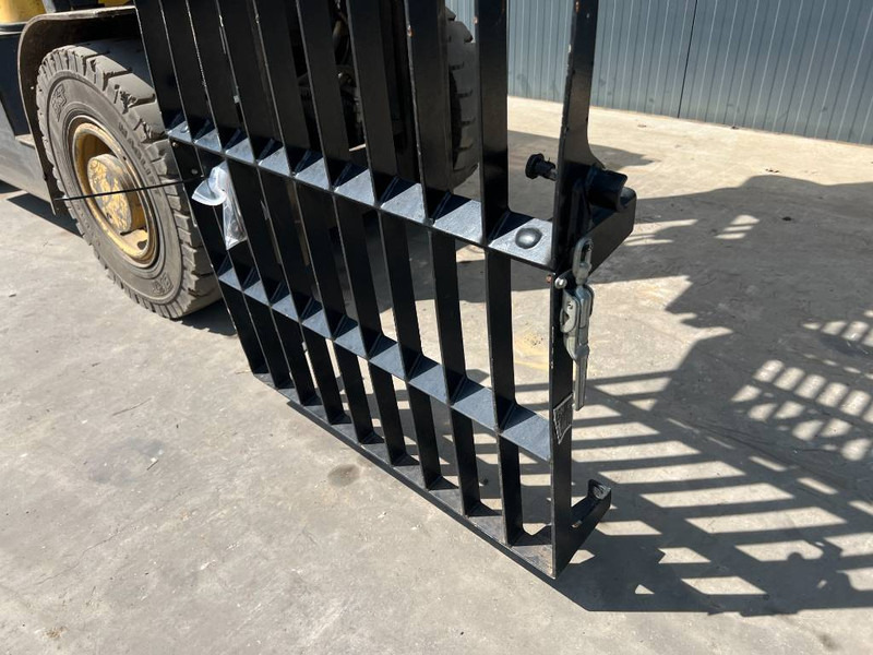 Cat 313E / 320F / 323E / 325F / 329E / 330F / 336E / - Cab and interior for Construction machinery: picture 5 Cat 313E / 320F / 323E / 325F / 329E / 330F / 336E / - Cab and interior for Construction machinery: picture 5
