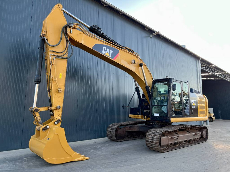 Cat 323E L - Crawler excavator: picture 2 Cat 323E L - Crawler excavator: picture 2