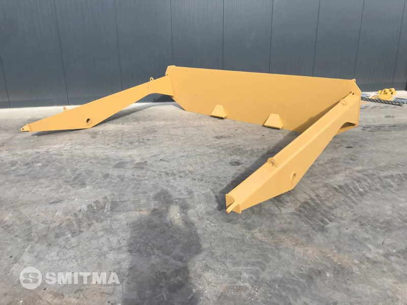 Cat 740B - Tail lift for Construction machinery: picture 5 Cat 740B - Tail lift for Construction machinery: picture 5