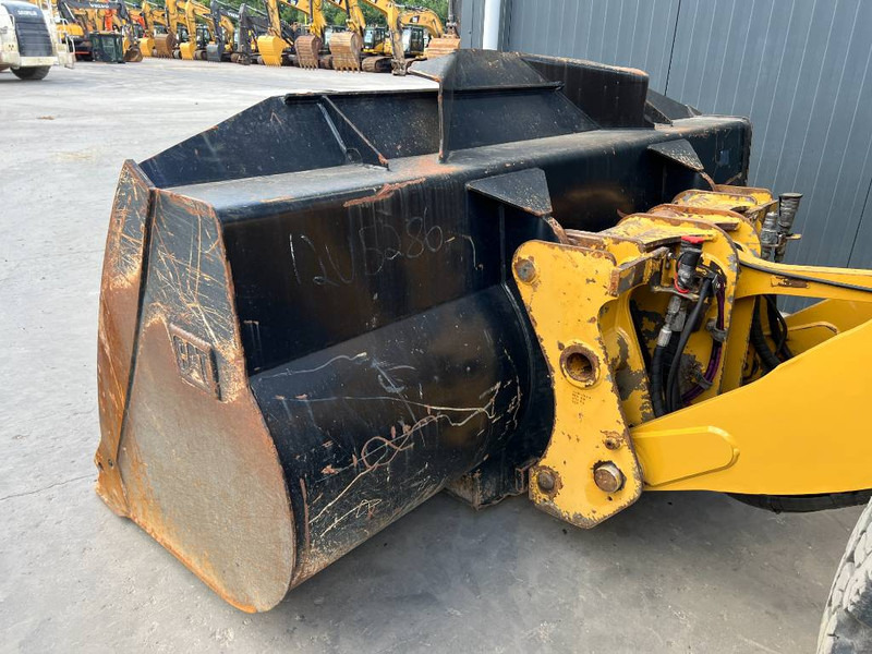 Wheel loader Cat 930K: picture 16