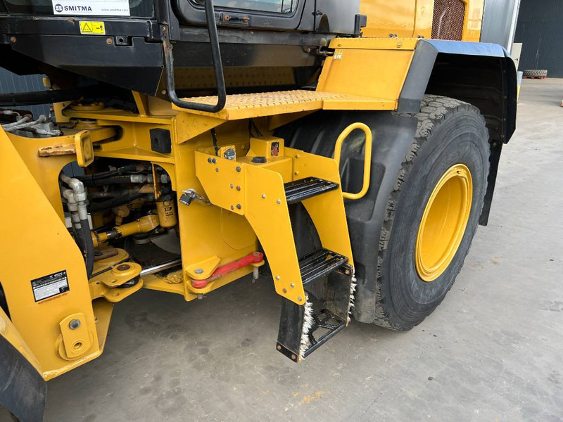 Wheel loader Cat 930K: picture 14