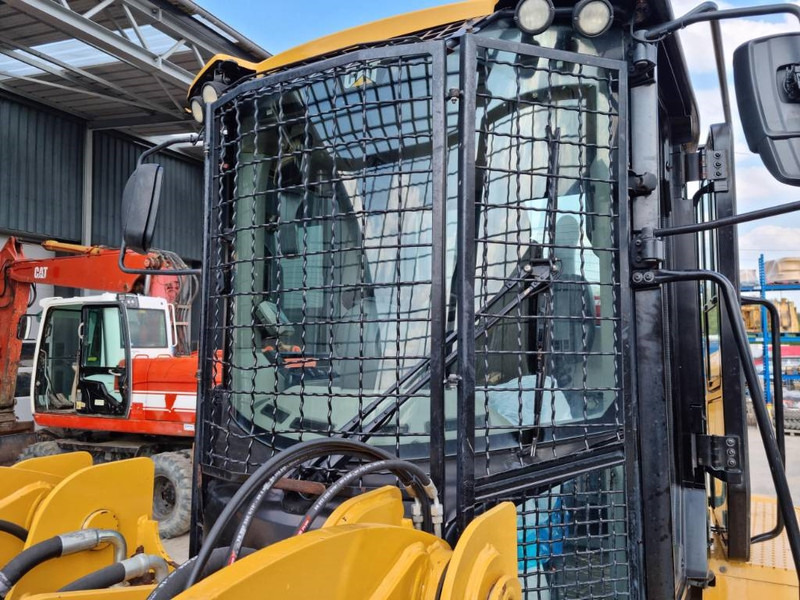 Cab and interior for Construction machinery Cat 938K / 938M: picture 7