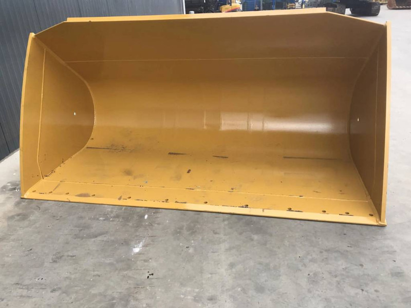 Cat 938K - Bucket for Construction machinery: picture 4 Cat 938K - Bucket for Construction machinery: picture 4
