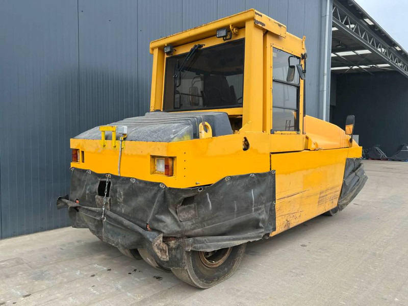 Cat PS 300 B - Pneumatic roller: picture 4 Cat PS 300 B - Pneumatic roller: picture 4