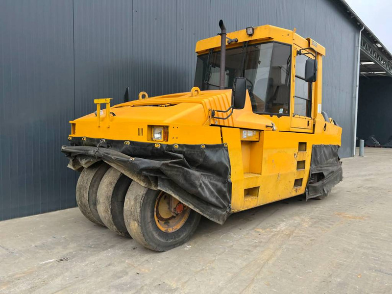 Pneumatic roller Cat PS300B: picture 1