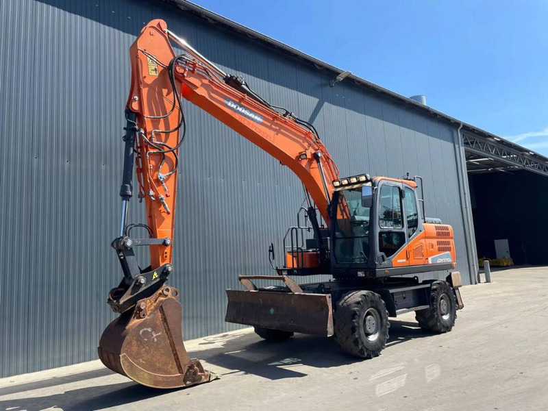 Wheel excavator Doosan DX170W-5: picture 1