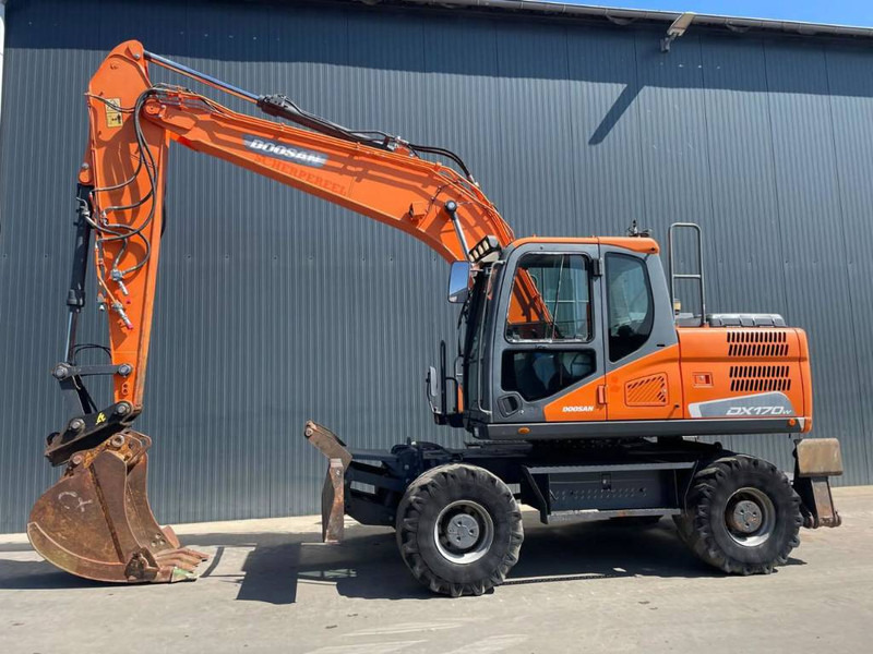 Wheel excavator Doosan DX170W-5: picture 5 Wheel excavator Doosan DX170W-5: picture 5