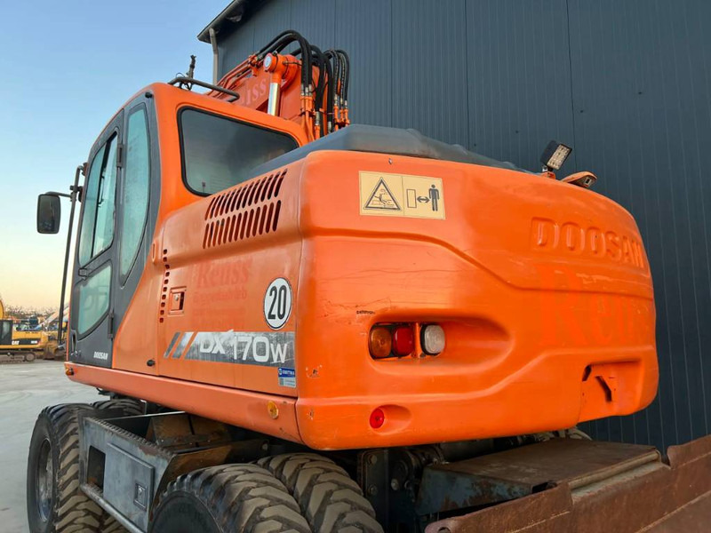 Wheel excavator Doosan DX170W: picture 9