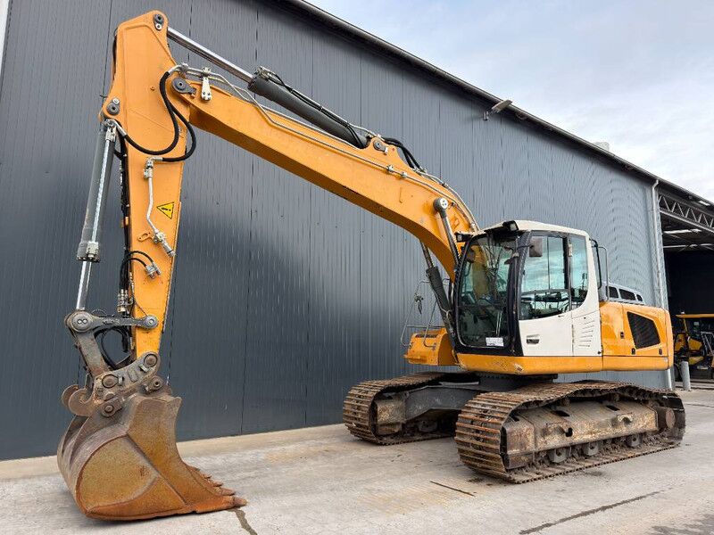 Liebherr R922 SLC - Crawler excavator: picture 1 Liebherr R922 SLC - Crawler excavator: picture 1