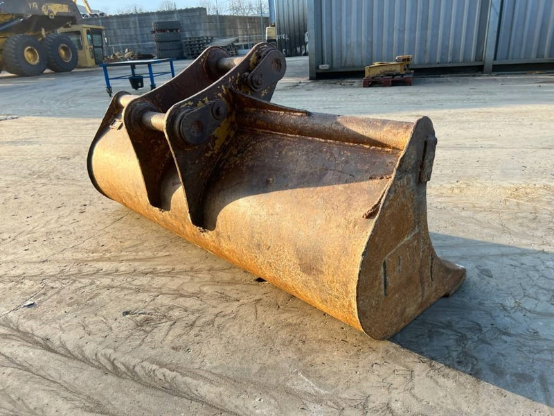 Miller Caterpillar 311D / 312D / 312E / 313F / 314D / 314 - Bucket for Construction machinery: picture 4 Miller Caterpillar 311D / 312D / 312E / 313F / 314D / 314 - Bucket for Construction machinery: picture 4