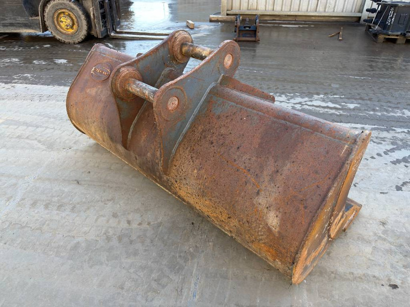 Miller Geith Volvo EC210 / EC220 - Bucket for Construction machinery: picture 4 Miller Geith Volvo EC210 / EC220 - Bucket for Construction machinery: picture 4