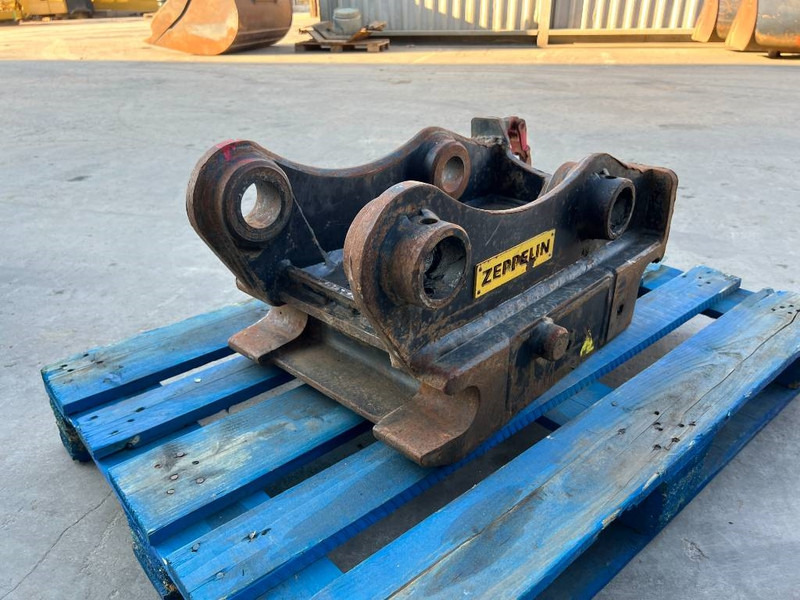 OilQuick OQ65 - 311F / 313F / 315F - Quick coupler for Construction machinery: picture 4 OilQuick OQ65 - 311F / 313F / 315F - Quick coupler for Construction machinery: picture 4