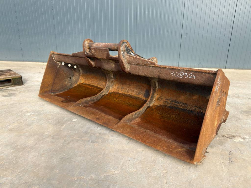 OilQuick OQ65 - Bucket for Construction machinery: picture 1 OilQuick OQ65 - Bucket for Construction machinery: picture 1