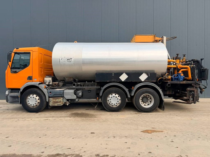Renault Acmar - 12.000 Litres - Asphalt distributor: picture 5 Renault Acmar - 12.000 Litres - Asphalt distributor: picture 5