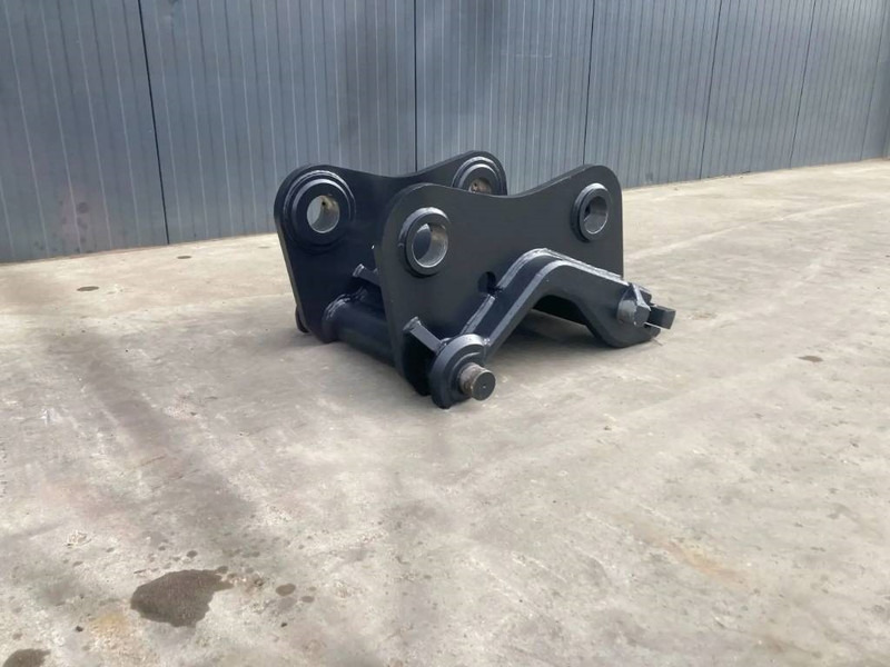 Smitma CW40 - EC220 - Quick coupler for Construction machinery: picture 3 Smitma CW40 - EC220 - Quick coupler for Construction machinery: picture 3