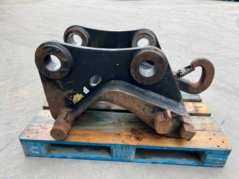 Verachtert CW45 - 329E / 330F - Quick coupler for Construction machinery: picture 4 Verachtert CW45 - 329E / 330F - Quick coupler for Construction machinery: picture 4