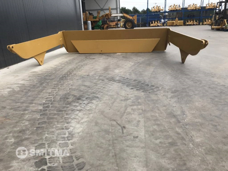 Volvo A30G - Tail lift for Construction machinery: picture 5 Volvo A30G - Tail lift for Construction machinery: picture 5