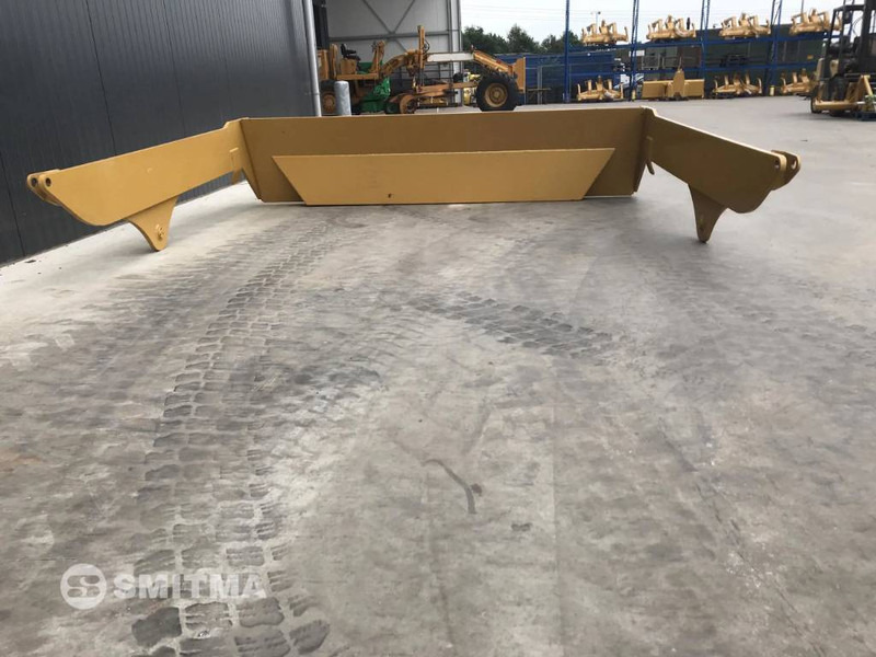 Volvo A30G - Tail lift for Construction machinery: picture 5 Volvo A30G - Tail lift for Construction machinery: picture 5