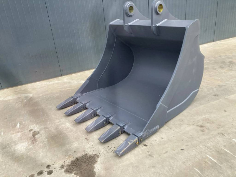 Volvo EC300 - Bucket for Construction machinery: picture 4 Volvo EC300 - Bucket for Construction machinery: picture 4