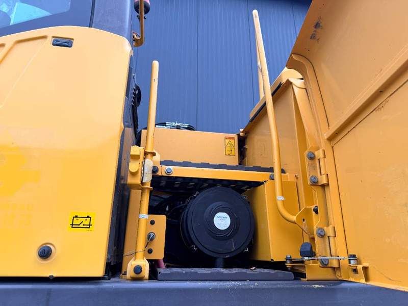 Wheel excavator Volvo EW180D: picture 14 Wheel excavator Volvo EW180D: picture 14