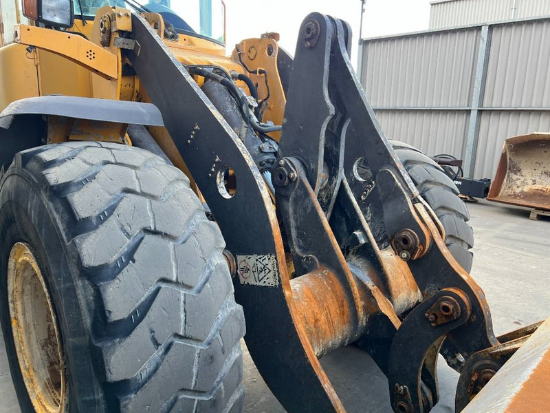 Wheel loader Volvo L60E: picture 14