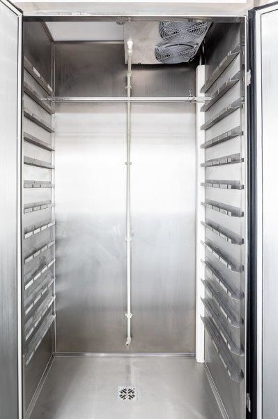 New Vending trailer Bannert NA ZAMÓWIENIE Przyczepa gastronomiczna do sprzedaży kurczaków z: picture 6