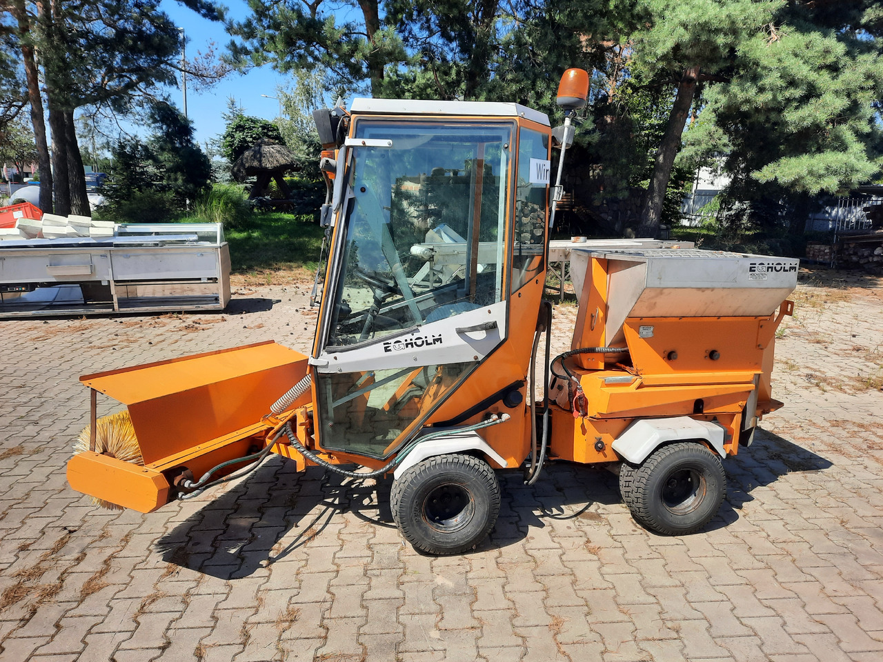 EGHOLM 2100 - Compact tractor: picture 1 EGHOLM 2100 - Compact tractor: picture 1