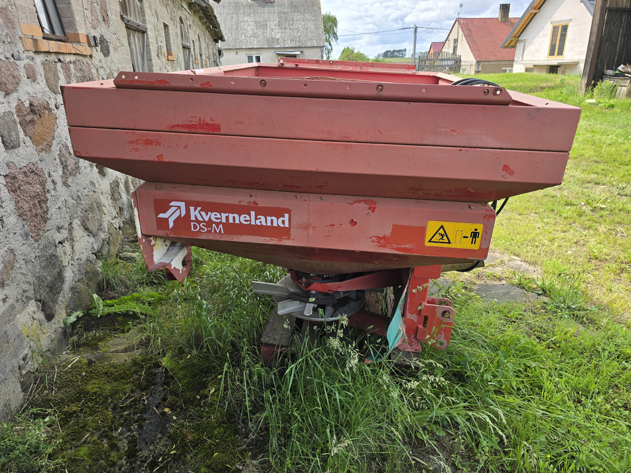 KVERNELAND DS-M 1500 L / 24 m - Fertilizer spreader: picture 4 KVERNELAND DS-M 1500 L / 24 m - Fertilizer spreader: picture 4
