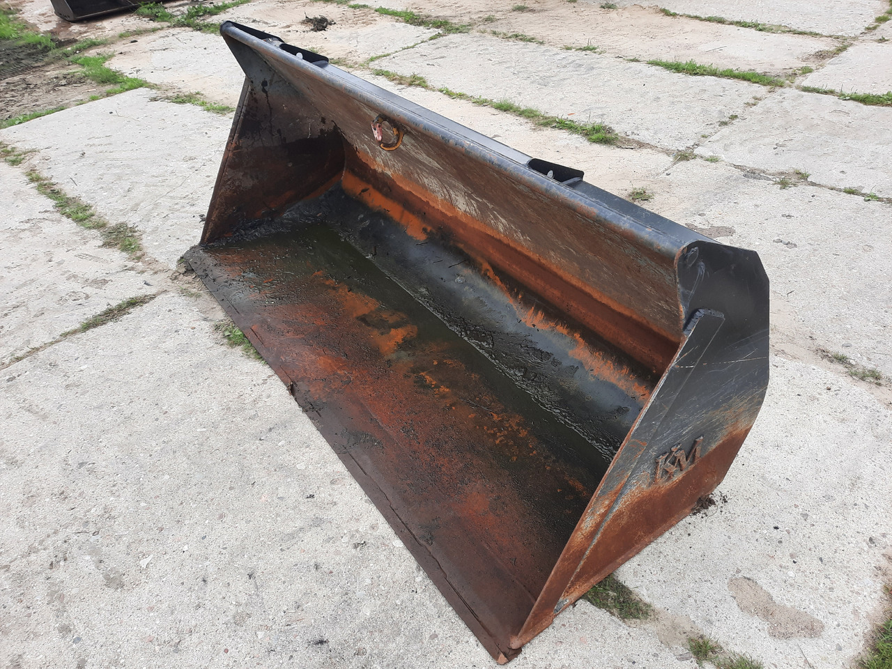 NEW HOLLAND KM 2.5 250 - Bucket for Construction machinery: picture 3 NEW HOLLAND KM 2.5 250 - Bucket for Construction machinery: picture 3