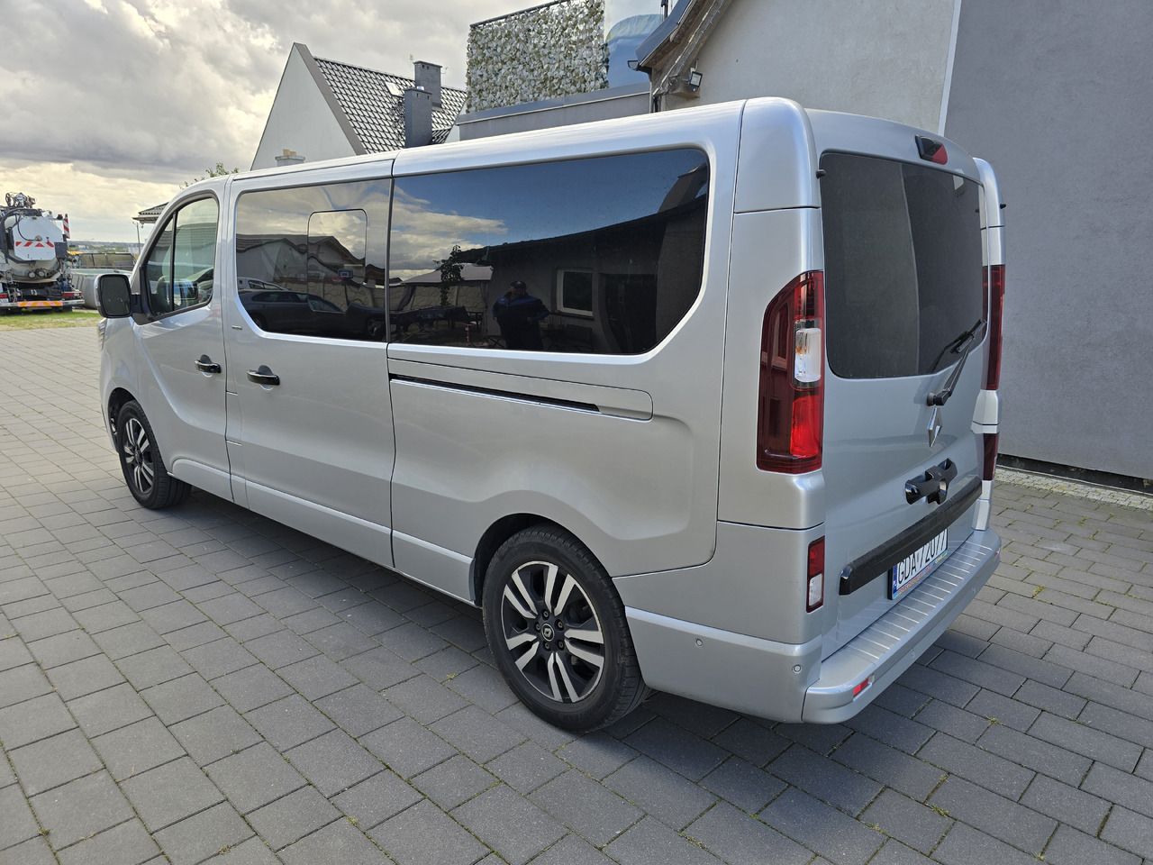 RENAULT Trafic SPACECLASS Premium - Passenger van: picture 5 RENAULT Trafic SPACECLASS Premium - Passenger van: picture 5