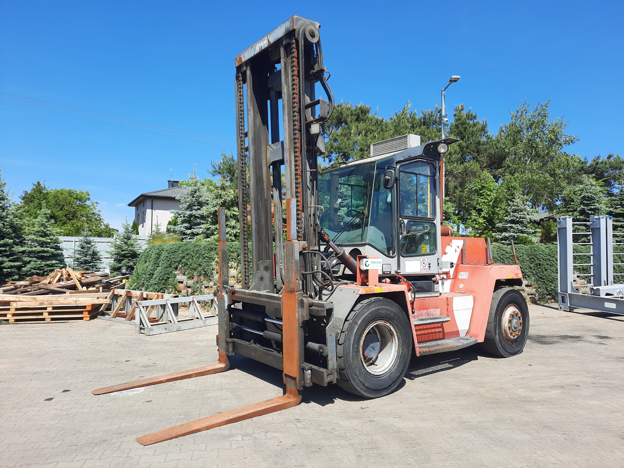 Kalmar DCD 100-6 - Diesel forklift: picture 1 Kalmar DCD 100-6 - Diesel forklift: picture 1