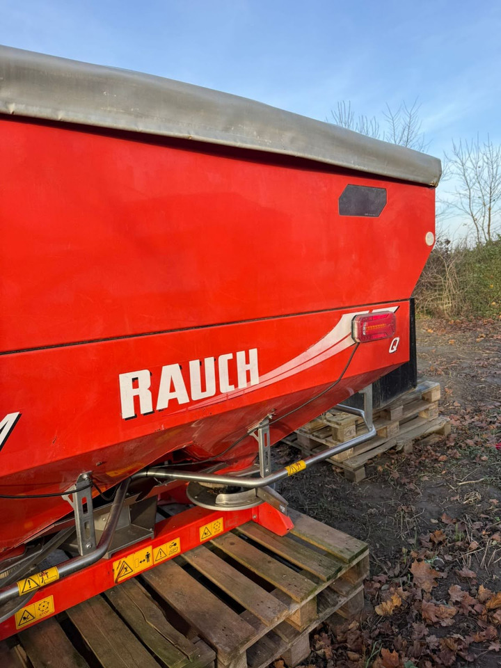 Kuhn Axis M 30.2 Q-V8 - Fertilizer spreader: picture 5 Kuhn Axis M 30.2 Q-V8 - Fertilizer spreader: picture 5