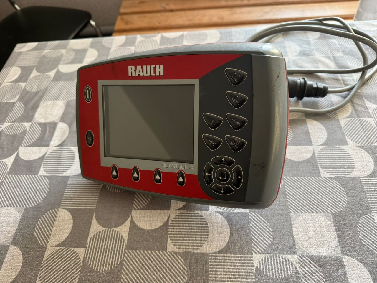 Kuhn Axis M 30.2 Q-V8 - Fertilizer spreader: picture 2 Kuhn Axis M 30.2 Q-V8 - Fertilizer spreader: picture 2