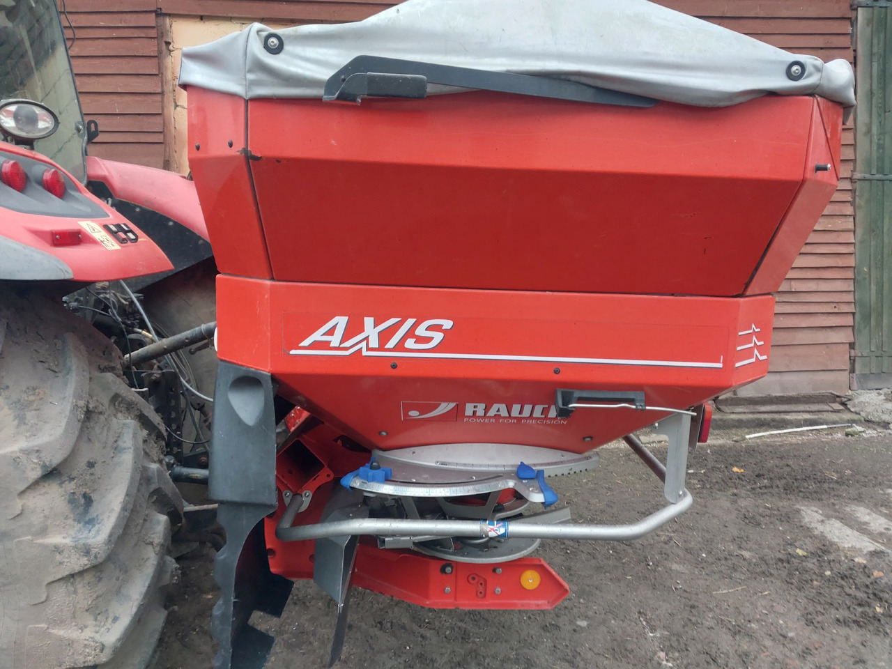 Kuhn RAUCH AXIS 30.1 - Fertilizer spreader: picture 3 Kuhn RAUCH AXIS 30.1 - Fertilizer spreader: picture 3