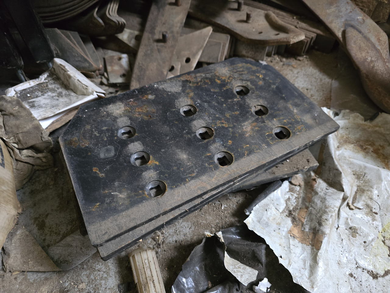 Kuhn VARI-MASTER 120 - Plow: picture 5 Kuhn VARI-MASTER 120 - Plow: picture 5