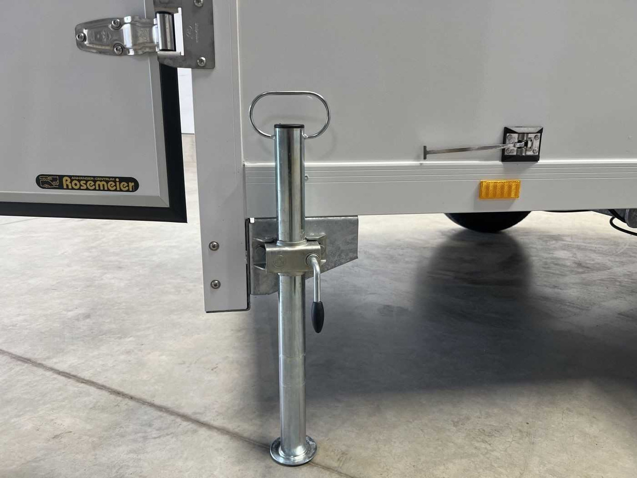 New Closed box trailer BLYSS FS1330/180HL Kofferanhänger: picture 8