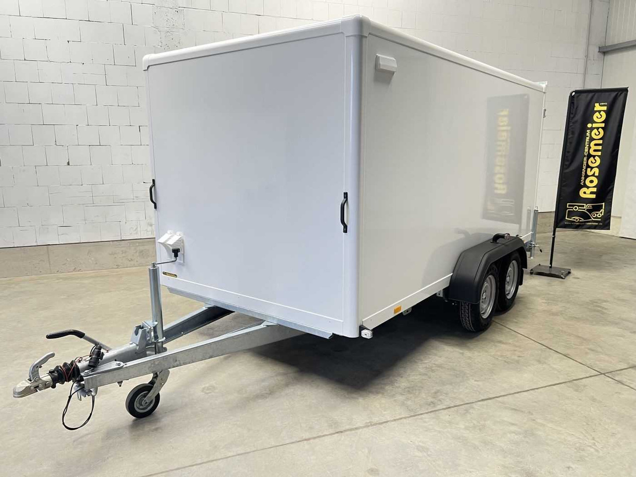 New Closed box trailer BLYSS FS2740/180HTL Kofferanhänger: picture 23