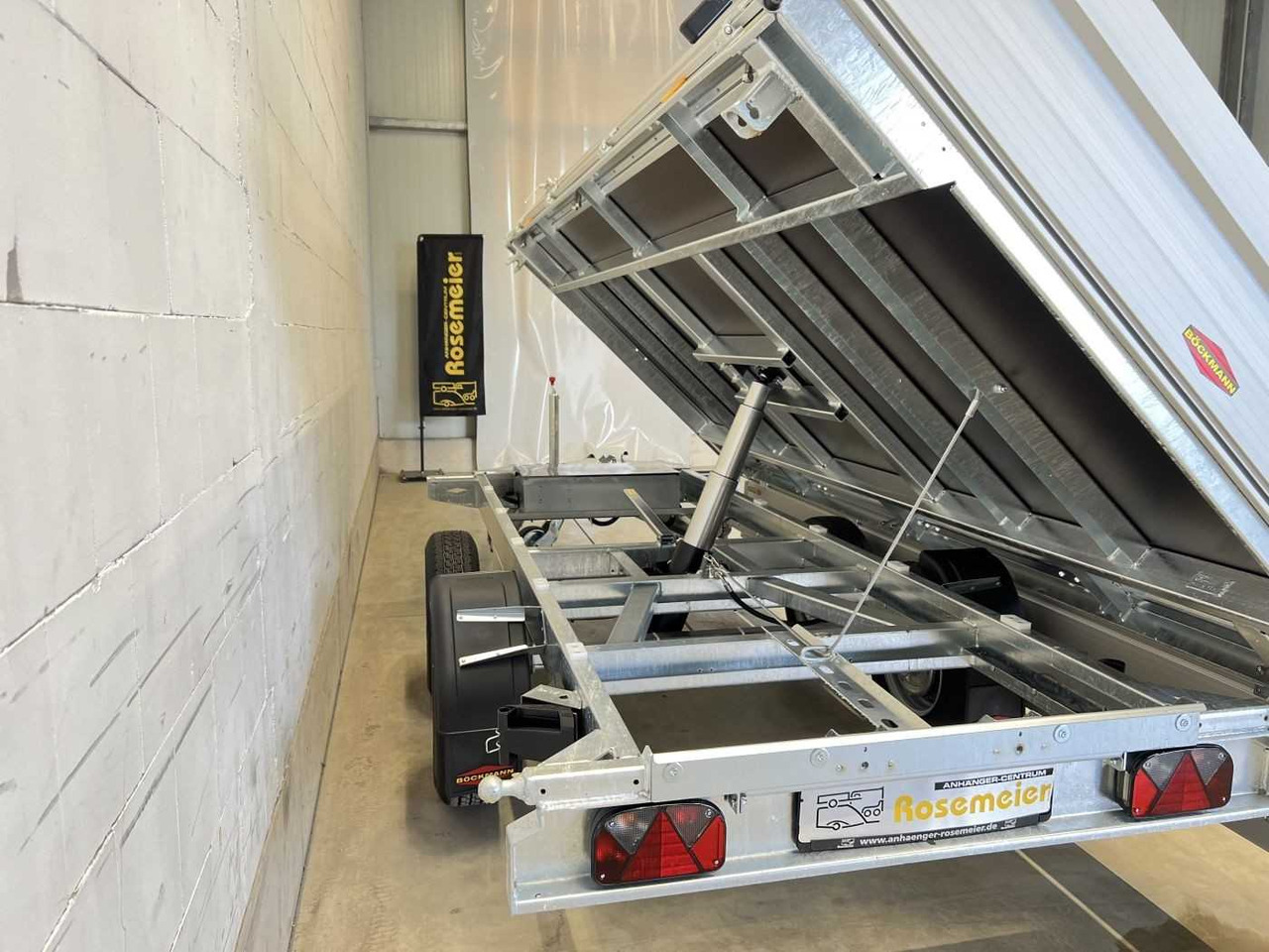 New Tipper trailer BOECKMANN DK-AL 3718/35 P Eco Dreiseitenkipper: picture 8