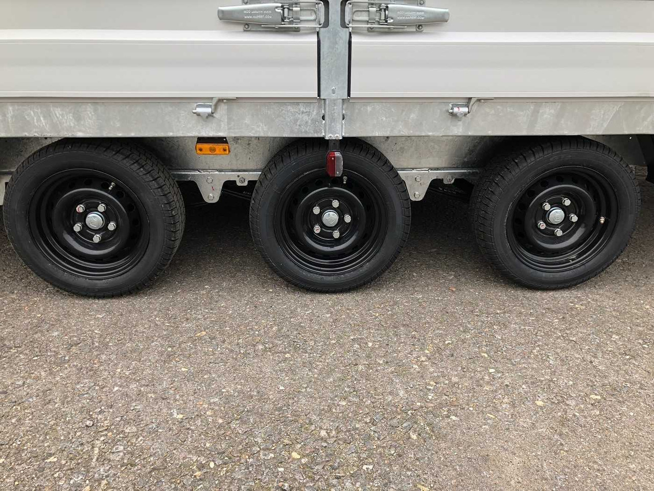 HAPERT Azure H-3 Hochlader - Dropside/ Flatbed trailer: picture 5 HAPERT Azure H-3 Hochlader - Dropside/ Flatbed trailer: picture 5