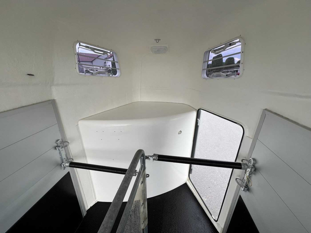 Horse trailer THIEL Primus Pferdeanhänger: picture 16