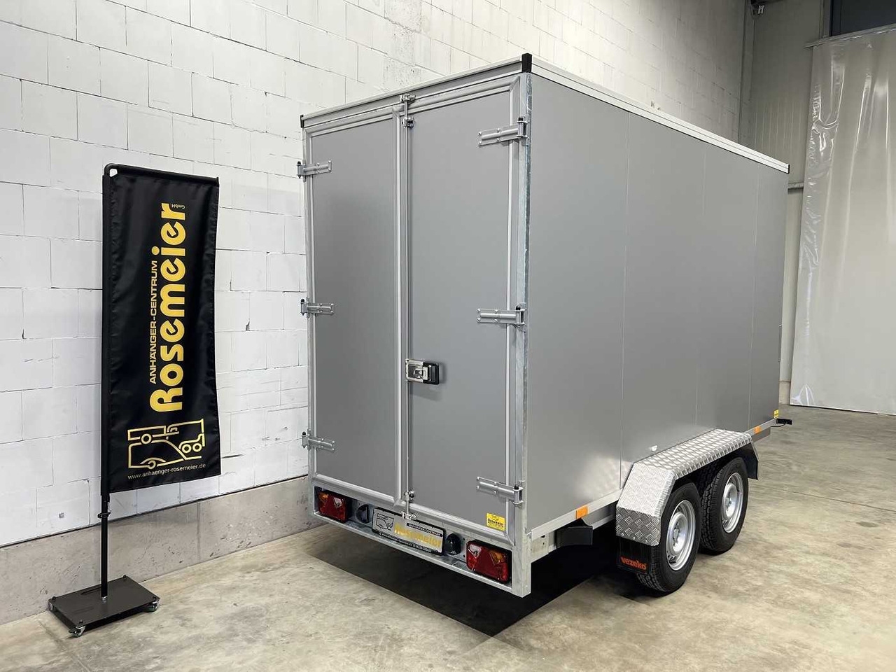 New Closed box trailer VEZEKO TK B 27.35 Individual Kofferanhänger: picture 14