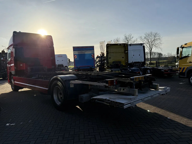 DAF CF 75 CF75-250 4X2 SPACECAB/RENOVA/STEEL/AIR/AIRCO/HOLLAND TRUCK - Container transporter/ Swap body truck: picture 5 DAF CF 75 CF75-250 4X2 SPACECAB/RENOVA/STEEL/AIR/AIRCO/HOLLAND TRUCK - Container transporter/ Swap body truck: picture 5