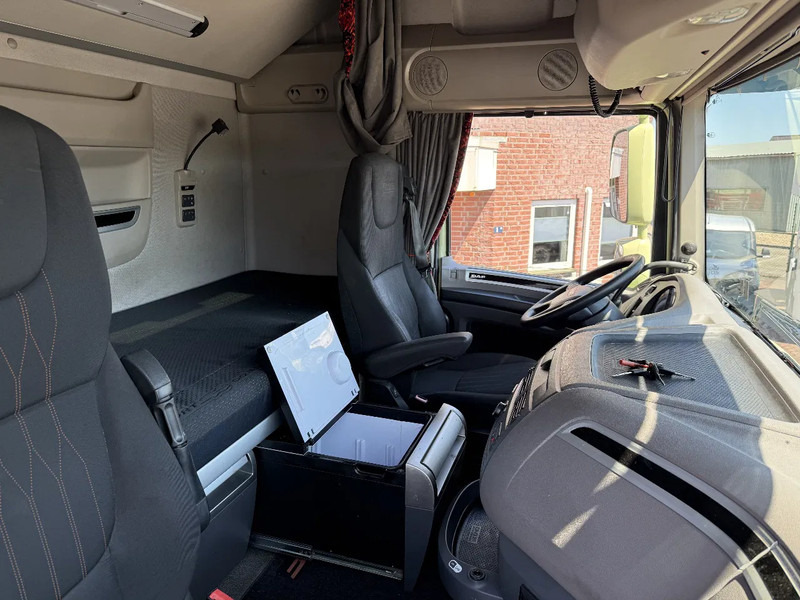DAF XF 480 XF480 6X2 SSC CHASSIS EURO6 HOLLAND TRUCK - Cab chassis truck: picture 4 DAF XF 480 XF480 6X2 SSC CHASSIS EURO6 HOLLAND TRUCK - Cab chassis truck: picture 4