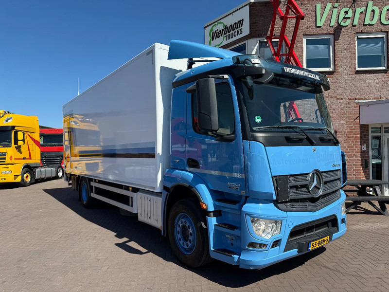 Mercedes-Benz Antos Antos 1824L Koffer mit 2 Tons Ladebordwand TUV/10-25 / Holland Truck - Box truck: picture 1 Mercedes-Benz Antos Antos 1824L Koffer mit 2 Tons Ladebordwand TUV/10-25 / Holland Truck - Box truck: picture 1