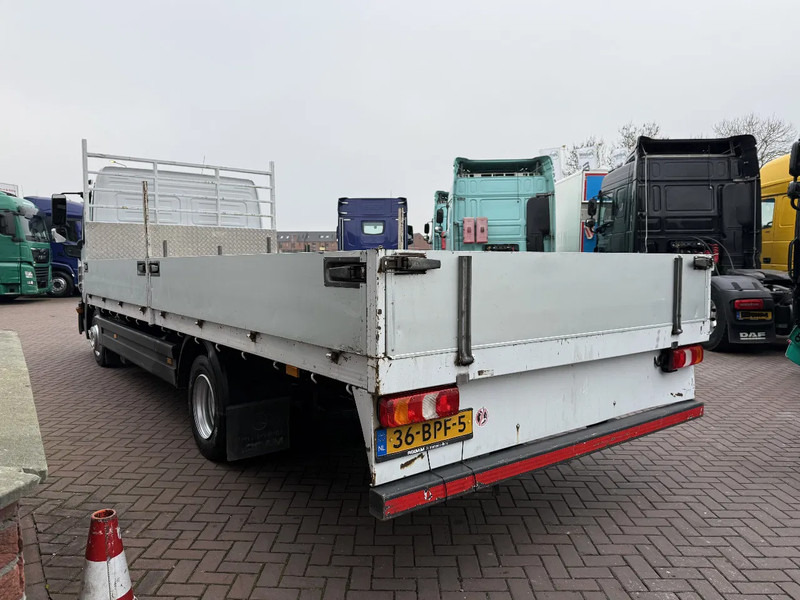 Mercedes-Benz Atego Atego 916 met 6.2m open laadbak / 3e zit / airco / mileu zone proof / 2020!!!! - Dropside/ Flatbed truck: picture 4 Mercedes-Benz Atego Atego 916 met 6.2m open laadbak / 3e zit / airco / mileu zone proof / 2020!!!! - Dropside/ Flatbed truck: picture 4