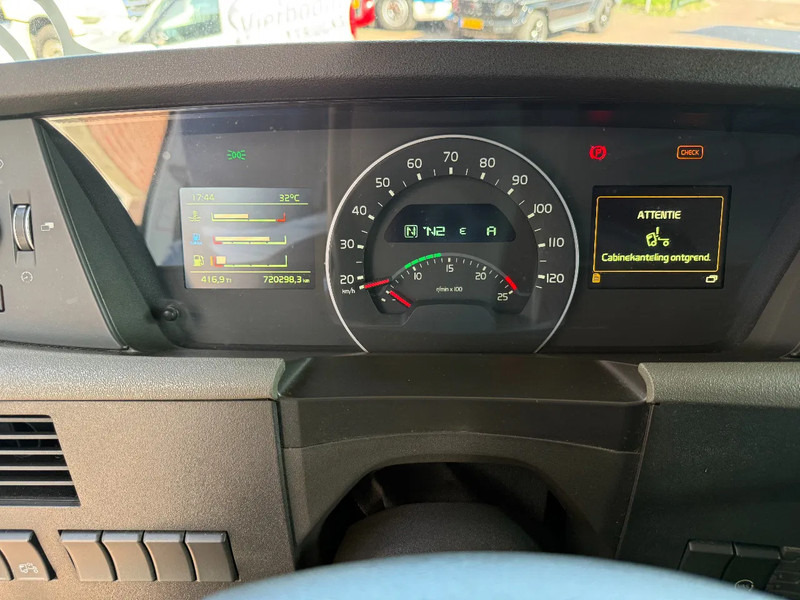 Volvo FH 460 FH460 Globetrotter XL / K chasis (model 2019) / 2 Tank / ACC / TUV 03-2026 / Top Zustand - Tractor unit: picture 5 Volvo FH 460 FH460 Globetrotter XL / K chasis (model 2019) / 2 Tank / ACC / TUV 03-2026 / Top Zustand - Tractor unit: picture 5